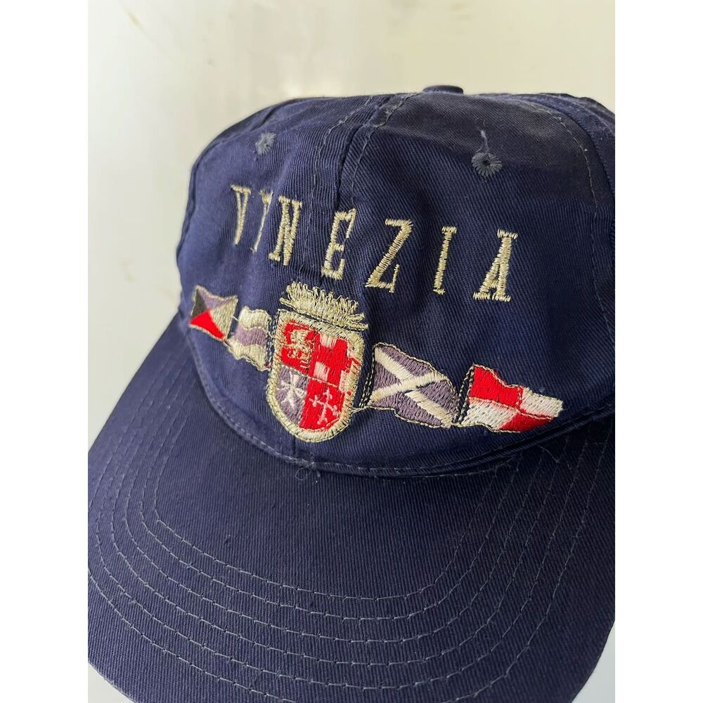 streetwear street style Venezia ballcap